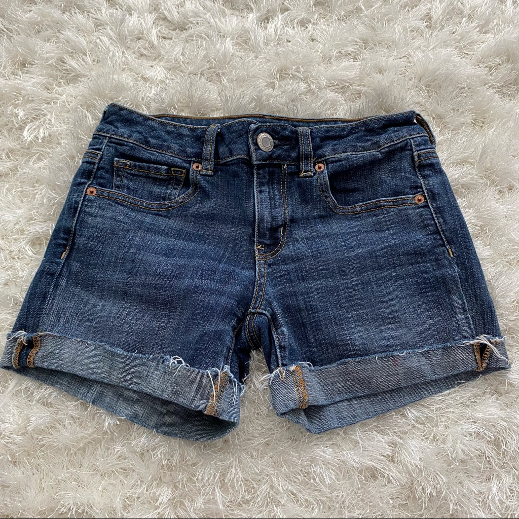 American Eagle Dark Wash Jean Shorts Midi 4 Cutoff Cuffed